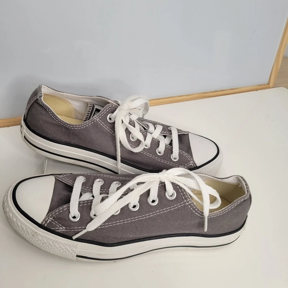 Converse Chuck Taylor All Star Unisex 6M‎ 8W Gray Low Top Canvas Sneakers 1J794 - Picture 2 of 14